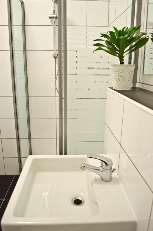 Hostel Nanina Gröbenzell Zimmer foto